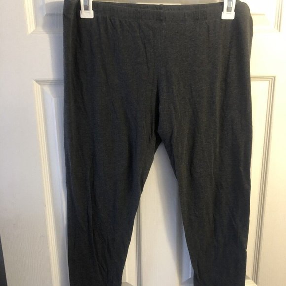 Ambiance Apparel Gray Stretch Workout Capri Yoga Pants Womens Plus Size 3X - Picture 1 of 4